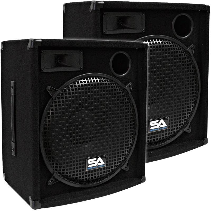 Seismic Audio, dos bocinas DJ de 15 pulgadas con dos trípodes de sostén Pro  Audio. Ideales para usar en bandas, bares, bodas